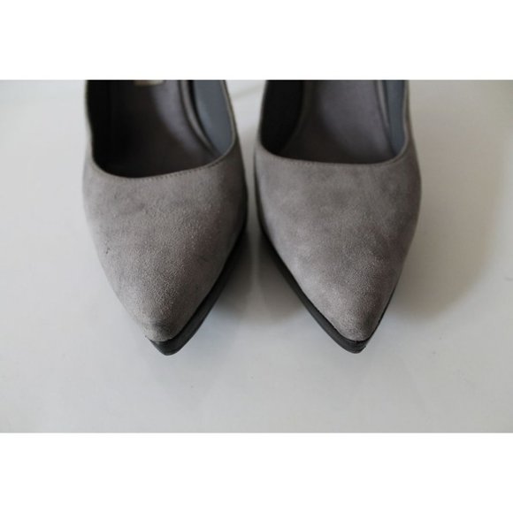 Burberry Ankle Strap Pointed Toe Suede Pumps Storm Grey Size 37 - Picture 5 of 9